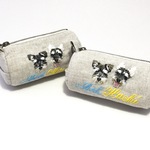 mayumi-sama様オーダー品☆犬の手刺繍のミニ筒型ポーチ