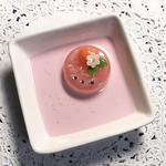 桃のコンポートゼリーケーキのアクセサリートレイ