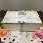 白薔薇レースの小さな小物入れ