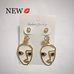 NEW❗️ブラックストーンアイズフェイス✴︎クリアダイヤストーン✴︎ピアス＆キャッチ