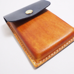 ☆タテ型立体牛革名刺入れ・カードケース(三色展開)☆