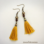 刺繍糸のタッセルピアス/イヤリング＊＊マスタードイエロー＊＊