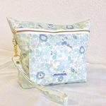 リバティ ベッツィ（SBL）のコンパクトおむつポーチ♡