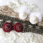 冬の限定色＊刺繍糸のころんピアス  ボルドー