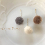 ファーボール ピアス/イヤリング
