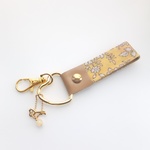 LIBERTY　Capel　カペル　イエロー　本革のキーチャーム　A