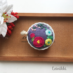 送料無料　刺繍ピンクッション＊東欧のお部屋の片隅に #パンジー