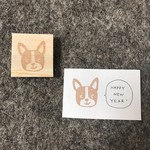 年賀状に！耳の大きい犬