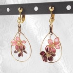 【PlasticFlowers】朱華（ハネズ）と茜色の花イヤーアクセサリー