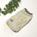 ＊胴周り38.40センチ　着丈ロング＊わんちゃん服　目玉焼き