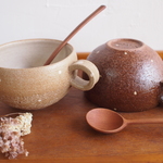 二人のまーるいジャンボマグ/スープカップ（アイボリーとブラウンのセット）