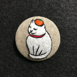 鏡猫 刺繍ブローチ