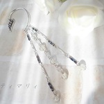 ＊黒と白の天使＊キラキラシンプルなツイスト輝くイヤーフック