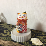  【送料無料】紅型のハチワレ猫の立つぬいぐるみ/黄色さん