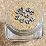 10個セット カレンシルバー 花 極小ビーズ　チェンマイ silver no.19