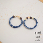 ウッドビーズ×デニム フープピアス