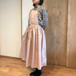 エプロンワンピース