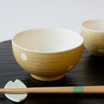 水玉のお茶碗（マスタード）