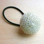 ビーズクロッシェヘアゴム（シルバー）