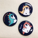 缶バッチ　もこぺんサウルス