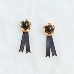 ロゼッタ風ボタンピアスorイヤリング