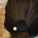 ベルベット  コットンパール風ビーズ付き ヘアゴム