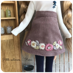 22cmドール 刺繍コーデュロイスカート