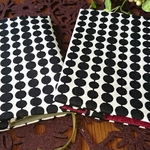 読書好き女子のブックカバー(数珠玉)文庫本サイズ