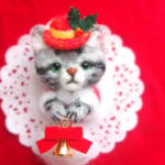 鐘を持ったクリスマス猫　グレー☆羊毛
