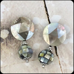 シェルボタンピアス イヤリング