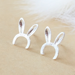 樹脂ピアスへの変更開始！＊雪うさぎの小さなピアス＊ お正月 ギフトにも♪ silver925
