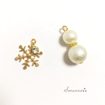 No.B032 ふんわり⁂ 雪だるま＊結晶ピアス  