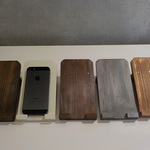 送料無料／らくらくスマホ操作台／スマホ置き台／携帯電話／充電式／選べる５色（Ｐ６０）