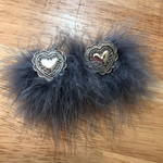 ハートコンチョ×ファーキャッチピアス