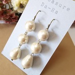 アンティーク調 ３つのコットンパールピアス／イヤリング  *12ミリ玉* 【樹脂ピアス対応可】