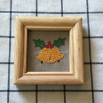 ＊クリスマスベル刺繍のミニ額＊