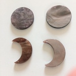 6個セット　高品質アクリルパーツ　満と三日月　穴あり　25㎜ｘ3㎜