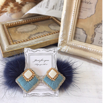再販*˚.·˖*·⑅ファー×チェコビーズ刺繍ピアス            