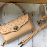 choco331様専用＊レザーお財布ポシェット＊編み込みナチュラルヌメ