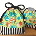 SALE！再販★いちご柄のお弁当袋&コップ袋セット＊ キミドリ