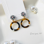 べっ甲 &ダリアflower イヤリングorピアス★グレー