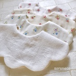 再販3♡上品な花柄刺繍のフラワースタイ♡