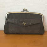 ふっくらマチ＆外ポッケ付き本革親子がま長財布（チャコールグレー）