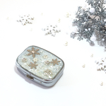 【pere-mere様専用ページ】白い雪の結晶のピルケース
