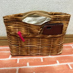 カゴ柄バックインバック。