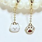 白猫ちゃん☆にくきゅう☆シンプル☆イヤリングorピアス