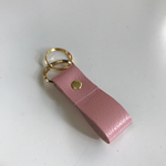 本革キーホルダー《ピンクD》