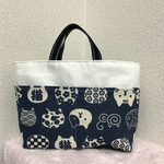 和柄猫のバッグインバッグ