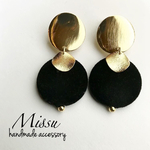 大振りベロアピアス