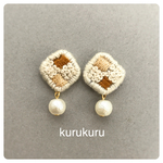 コットンパール付き 刺繍ピアス【樹脂ピアス・ノンホールピアス可】